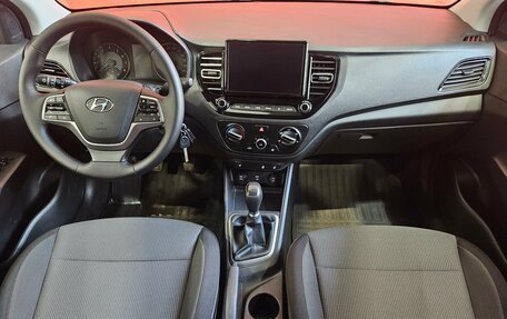 Hyundai Solaris II рестайлинг, 2021 год, 1 525 000 рублей, 9 фотография