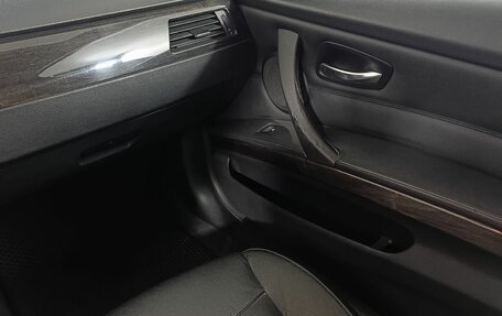 BMW 3 серия, 2011 год, 892 000 рублей, 15 фотография