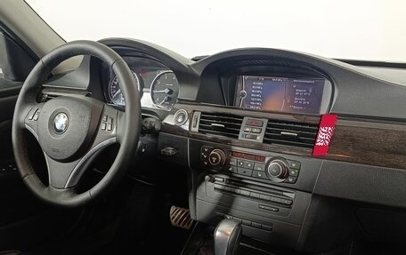 BMW 3 серия, 2011 год, 892 000 рублей, 12 фотография