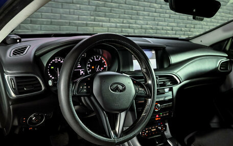 Infiniti QX30, 2017 год, 2 270 000 рублей, 11 фотография