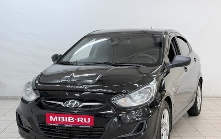 Hyundai Solaris II рестайлинг, 2013 год, 799 000 рублей, 1 фотография
