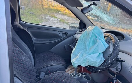 Toyota Vitz, 1999 год, 120 000 рублей, 4 фотография