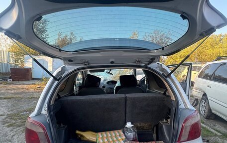 Toyota Vitz, 1999 год, 120 000 рублей, 2 фотография