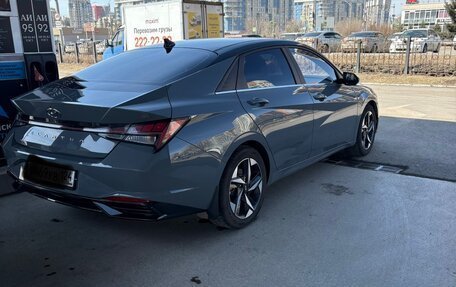 Hyundai Elantra, 2022 год, 1 930 000 рублей, 7 фотография