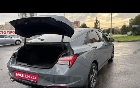 Hyundai Elantra, 2022 год, 1 930 000 рублей, 12 фотография