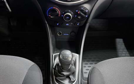 Hyundai Solaris II рестайлинг, 2013 год, 799 000 рублей, 14 фотография