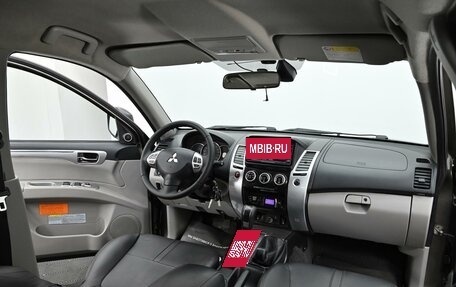Mitsubishi Pajero Sport II рестайлинг, 2012 год, 1 385 000 рублей, 6 фотография