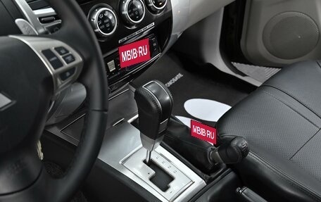 Mitsubishi Pajero Sport II рестайлинг, 2012 год, 1 385 000 рублей, 8 фотография