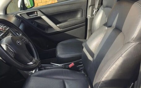 Subaru Forester, 2014 год, 1 760 000 рублей, 10 фотография