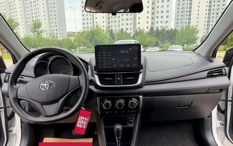 Toyota Yaris XP150 рестайлинг, 2022 год, 1 297 000 рублей, 9 фотография