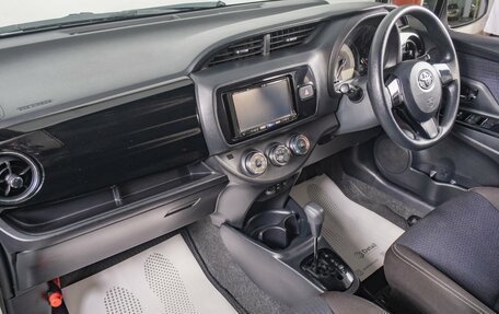 Toyota Vitz, 2018 год, 1 029 000 рублей, 16 фотография