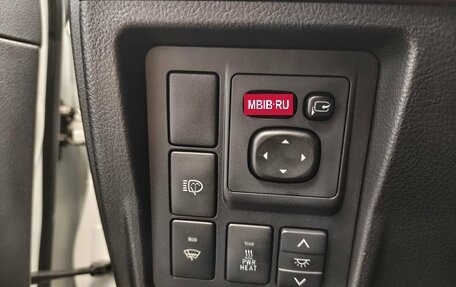 Toyota Land Cruiser Prado 150 рестайлинг 2, 2014 год, 3 650 000 рублей, 9 фотография