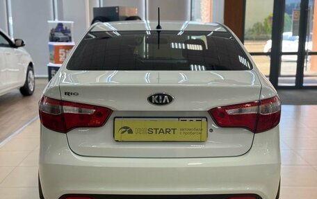 KIA Rio III рестайлинг, 2013 год, 750 000 рублей, 4 фотография