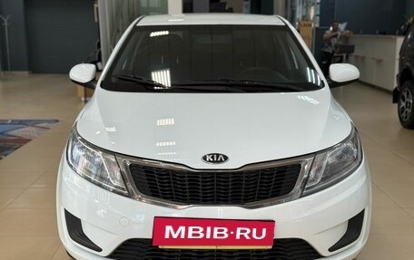 KIA Rio III рестайлинг, 2013 год, 750 000 рублей, 2 фотография