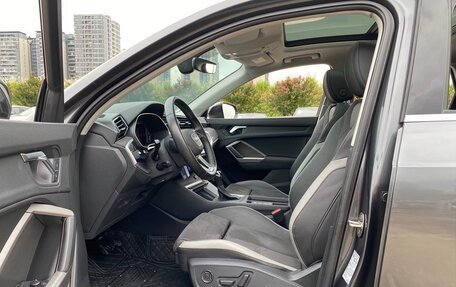 Audi Q3, 2022 год, 1 700 000 рублей, 8 фотография