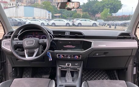 Audi Q3, 2022 год, 1 700 000 рублей, 10 фотография