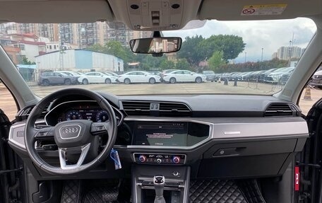 Audi Q3, 2022 год, 1 700 000 рублей, 11 фотография