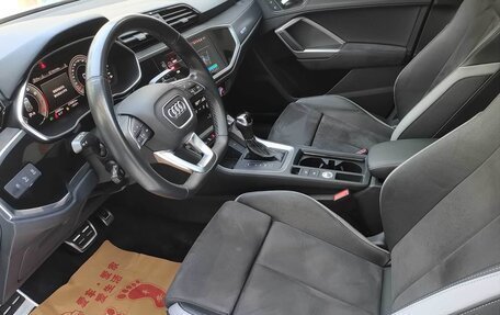 Audi Q3, 2022 год, 1 700 000 рублей, 5 фотография