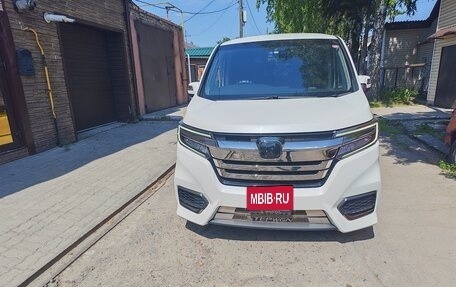 Honda Stepwgn IV, 2021 год, 2 590 000 рублей, 1 фотография