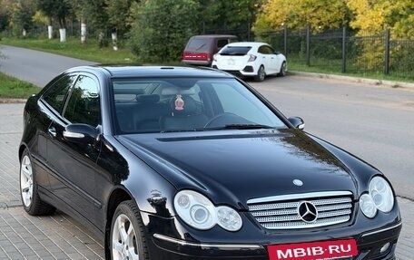 Mercedes-Benz C-Класс, 2007 год, 450 000 рублей, 2 фотография