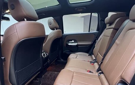 Mercedes-Benz GLB, 2023 год, 2 650 000 рублей, 10 фотография