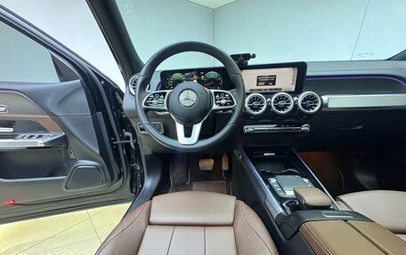 Mercedes-Benz GLB, 2023 год, 2 650 000 рублей, 12 фотография
