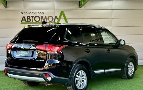 Mitsubishi Outlander III рестайлинг 3, 2018 год, 2 149 000 рублей, 6 фотография