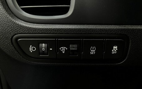 KIA Rio IV, 2018 год, 1 449 777 рублей, 8 фотография