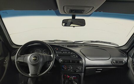 Chevrolet Niva I рестайлинг, 2017 год, 590 000 рублей, 17 фотография