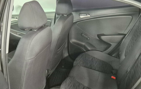 Hyundai Solaris II рестайлинг, 2016 год, 949 000 рублей, 16 фотография