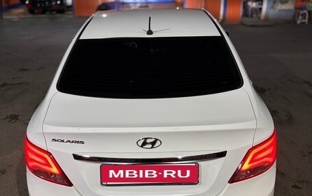 Hyundai Solaris II рестайлинг, 2016 год, 1 050 000 рублей, 2 фотография