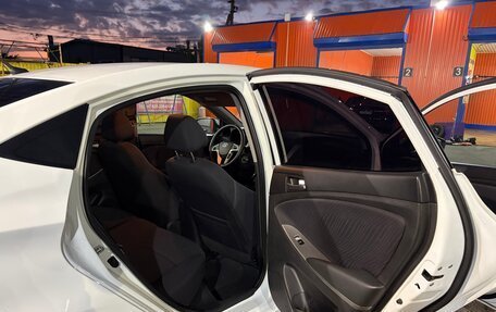 Hyundai Solaris II рестайлинг, 2016 год, 1 050 000 рублей, 9 фотография