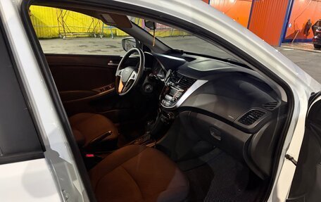 Hyundai Solaris II рестайлинг, 2016 год, 1 050 000 рублей, 15 фотография