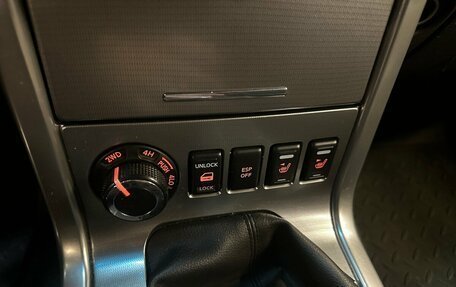 Nissan Navara (Frontier), 2010 год, 1 320 000 рублей, 8 фотография