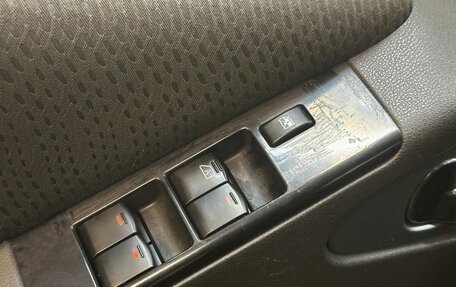 Nissan Navara (Frontier), 2010 год, 1 320 000 рублей, 10 фотография