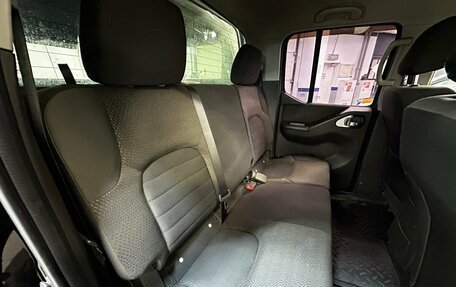 Nissan Navara (Frontier), 2010 год, 1 320 000 рублей, 12 фотография