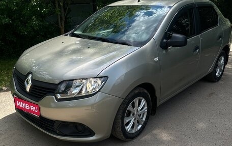 Renault Logan II, 2018 год, 650 000 рублей, 1 фотография