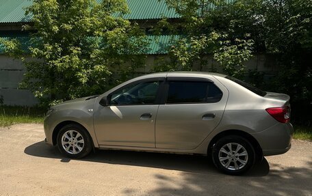 Renault Logan II, 2018 год, 650 000 рублей, 4 фотография