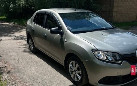 Renault Logan II, 2018 год, 650 000 рублей, 2 фотография