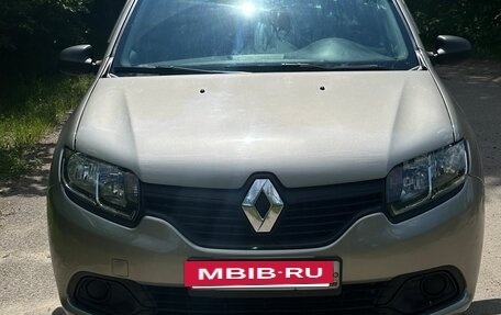 Renault Logan II, 2018 год, 650 000 рублей, 10 фотография