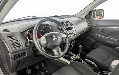 Mitsubishi ASX I рестайлинг, 2012 год, 885 000 рублей, 16 фотография