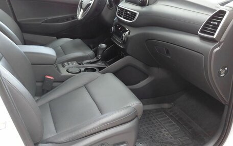 Hyundai Tucson III, 2019 год, 2 700 000 рублей, 26 фотография