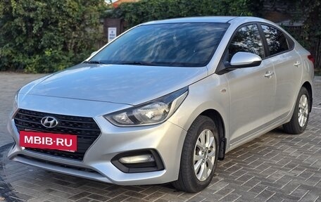 Hyundai Solaris II рестайлинг, 2017 год, 1 150 000 рублей, 5 фотография