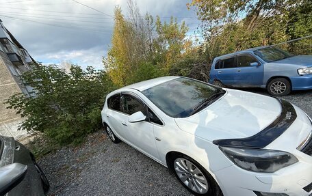 Opel Astra J, 2011 год, 750 000 рублей, 8 фотография