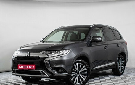 Mitsubishi Outlander III рестайлинг 3, 2021 год, 2 717 000 рублей, 1 фотография