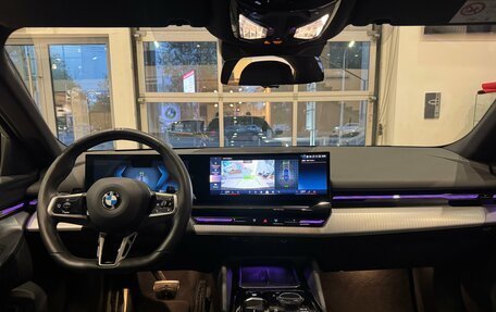 BMW 5 серия, 2024 год, 7 600 000 рублей, 15 фотография