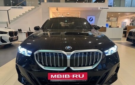 BMW 5 серия, 2024 год, 7 600 000 рублей, 4 фотография