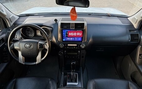 Toyota Land Cruiser Prado 150 рестайлинг 2, 2013 год, 2 519 000 рублей, 10 фотография