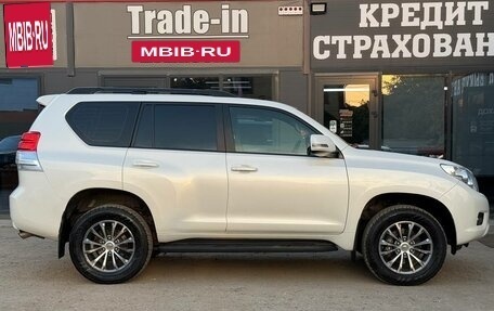 Toyota Land Cruiser Prado 150 рестайлинг 2, 2013 год, 2 519 000 рублей, 8 фотография