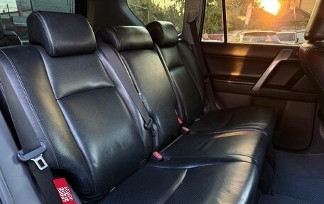 Toyota Land Cruiser Prado 150 рестайлинг 2, 2013 год, 2 519 000 рублей, 32 фотография
